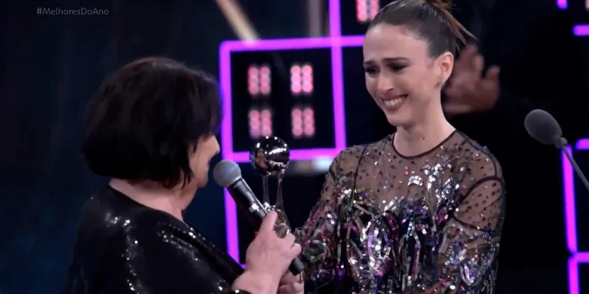 Tatá Werneck e Dona Déa
