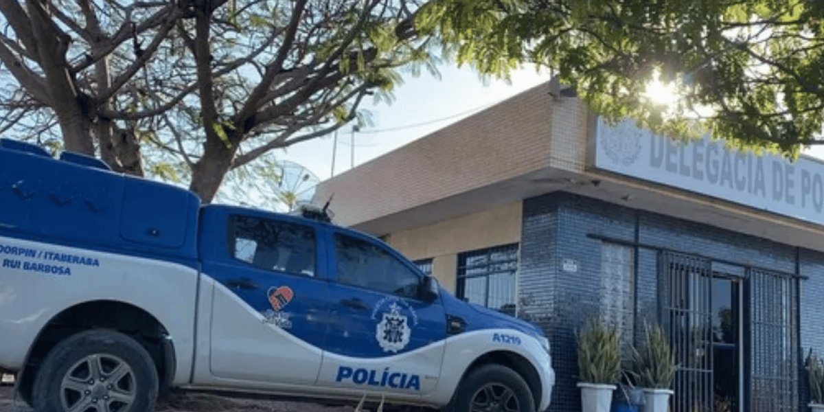 Polícia